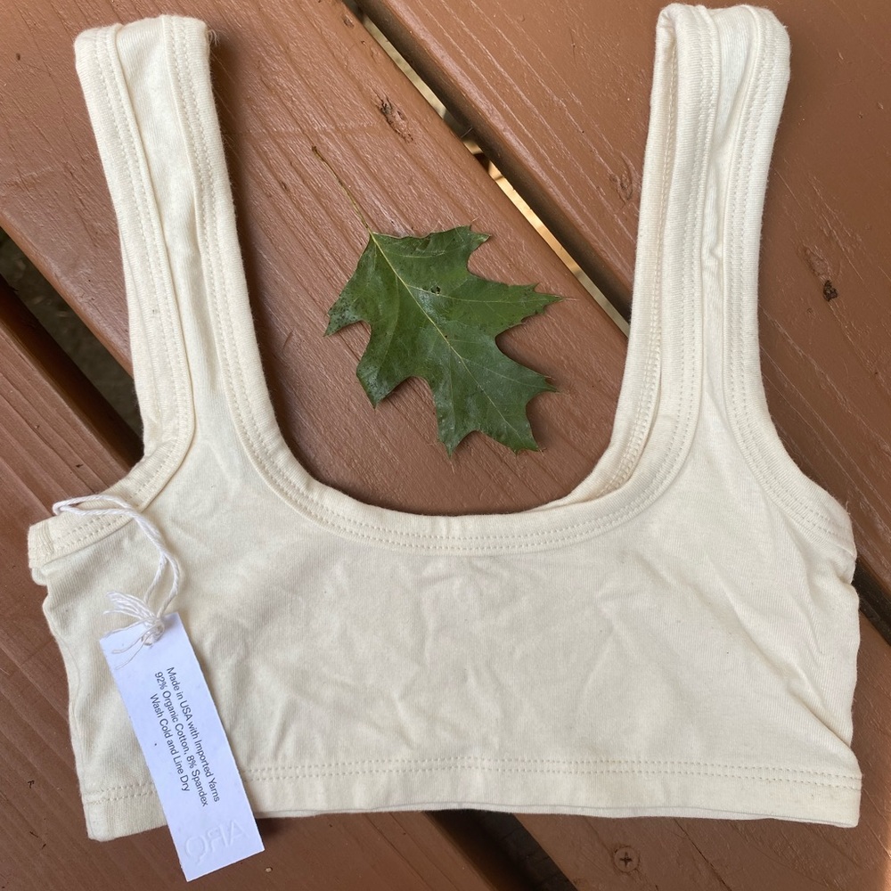 ARQ wide strap bra
